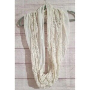 American Eagle Infinity Scarf Woman's Ivory Here 100% Cotton 22 X 13 Lace/Knit
